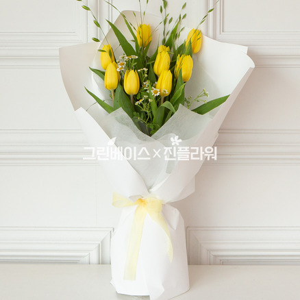 노랑 튤립 다발